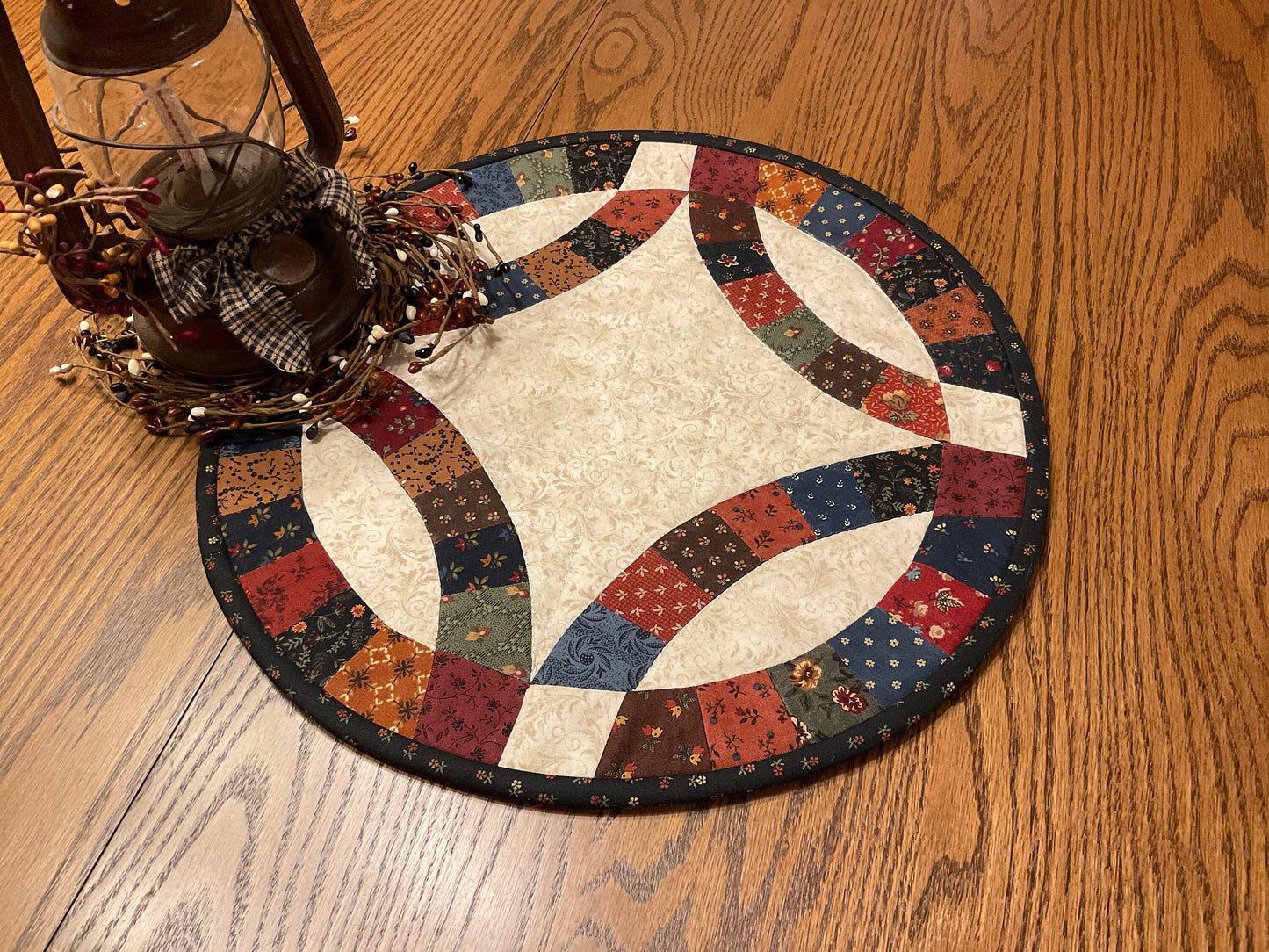 Primitive Farmhouse Double Wedding Ring Table Topper Item #1914