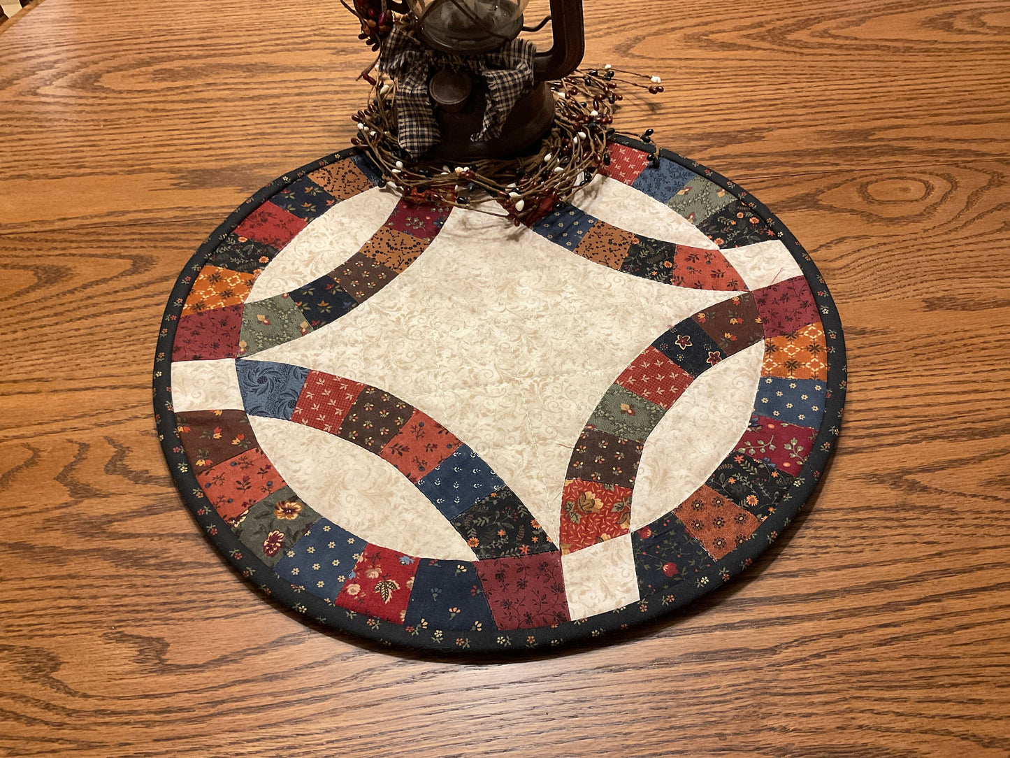 Primitive Farmhouse Double Wedding Ring Table Topper Item #1914