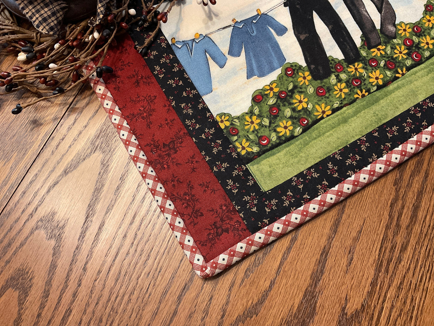 Primitive Farmhouse Summer Table Runner Item #1923