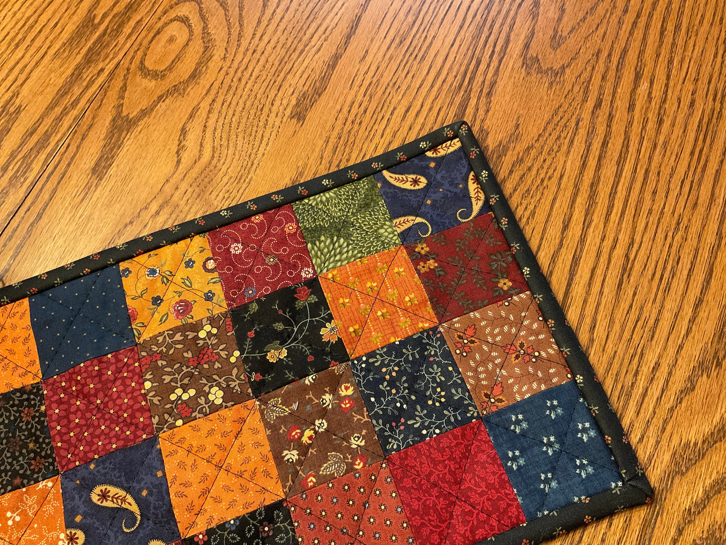 Primitive Farmhouse Scrappy Table Runner Item #1925