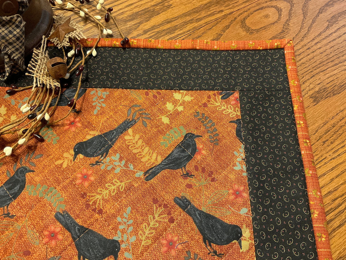 Primitive Farmhouse Autumn Crow Table Topper Item #1984