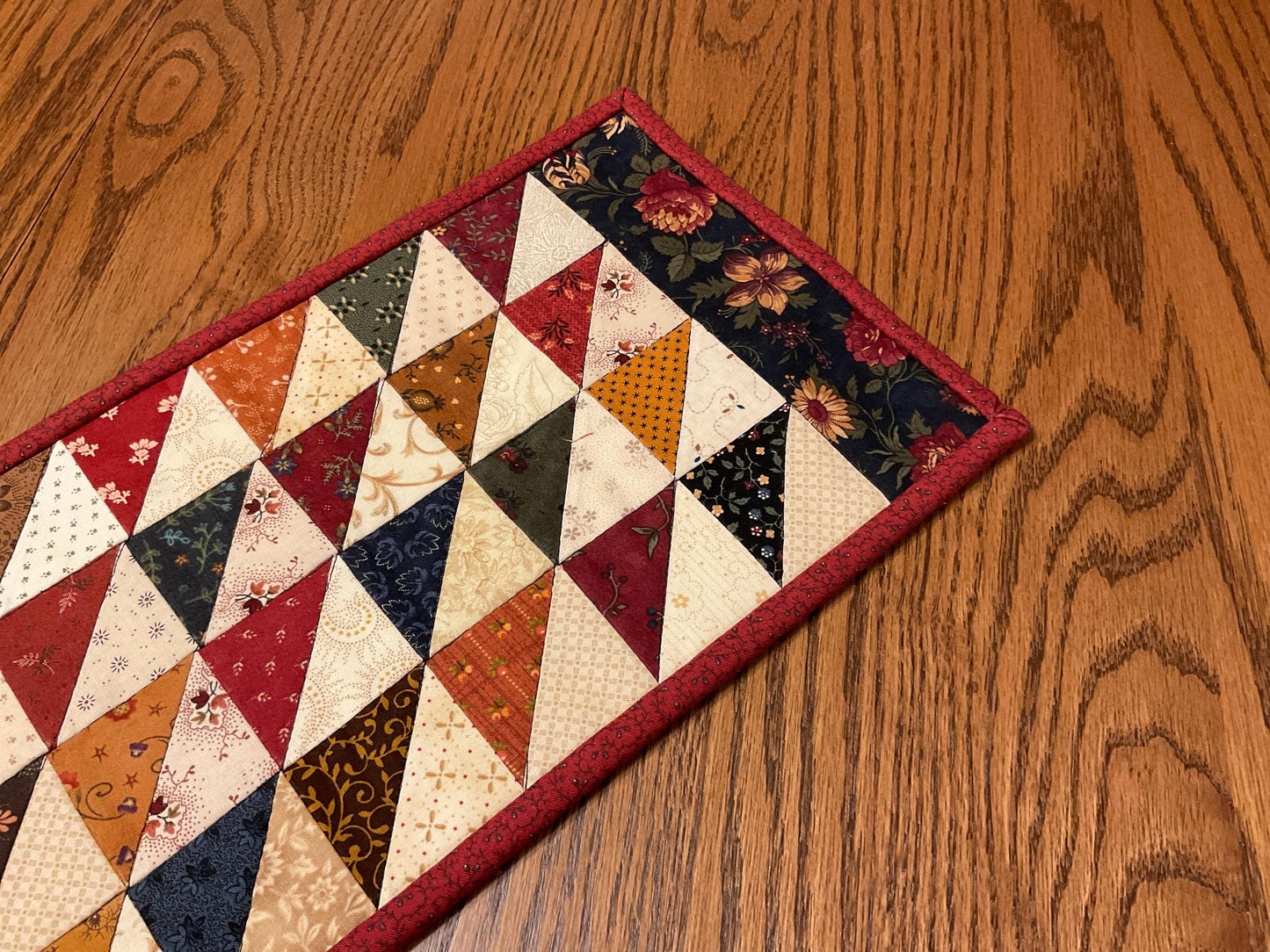 Primitive Farmhouse Scrappy Table Runner Item #1968