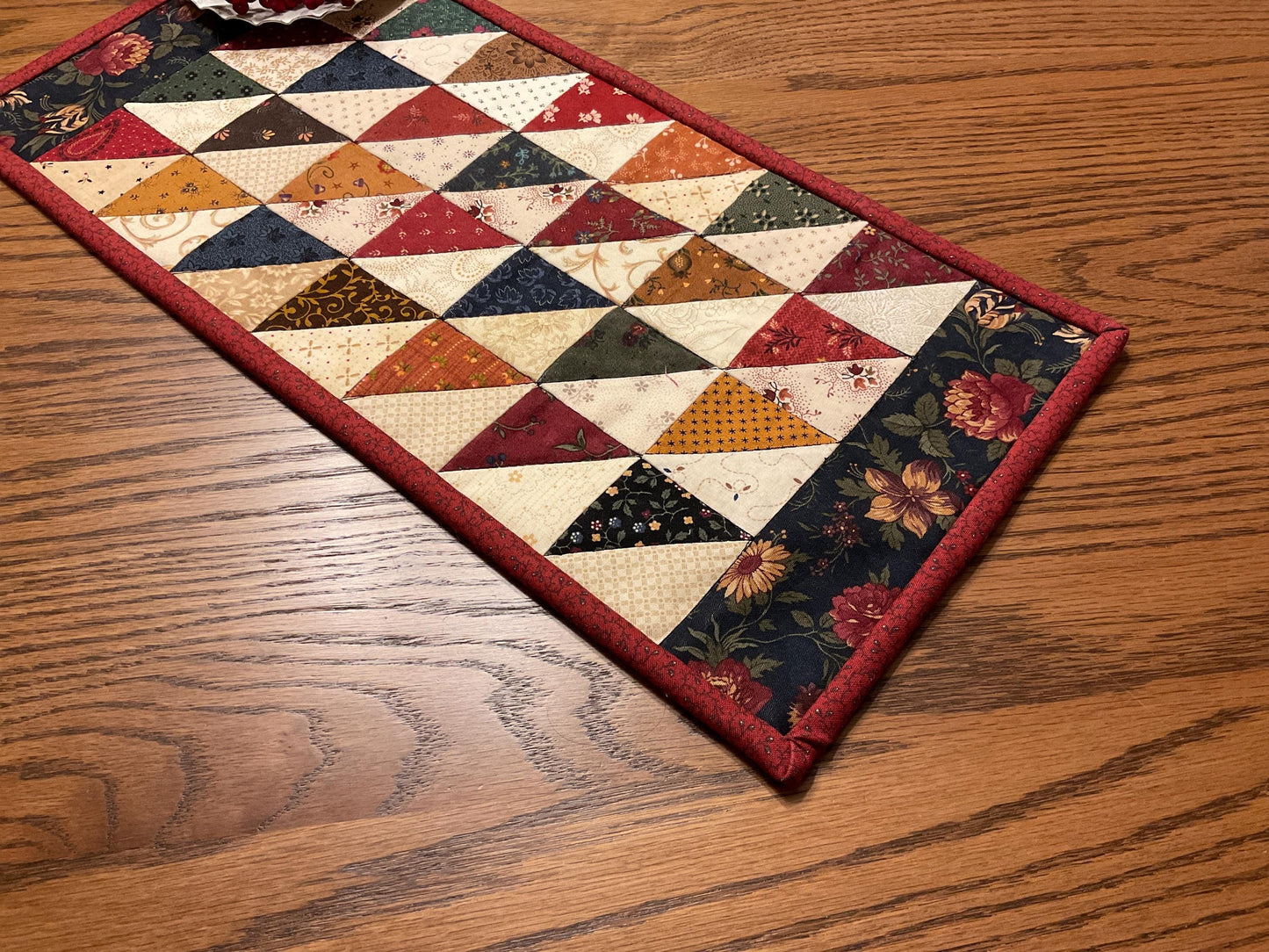 Primitive Farmhouse Scrappy Table Runner Item #1968