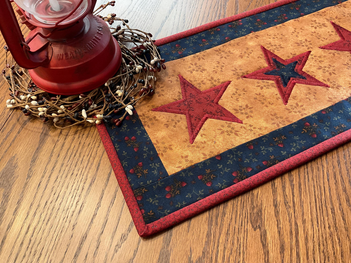 Primitive Farmhouse Americana Table Runner Item #1983