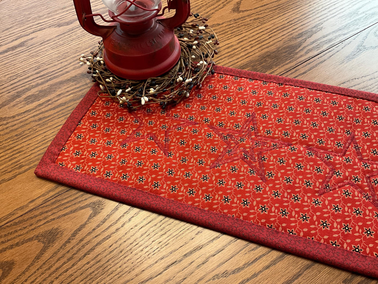 Primitive Farmhouse Americana Table Runner Item #1980