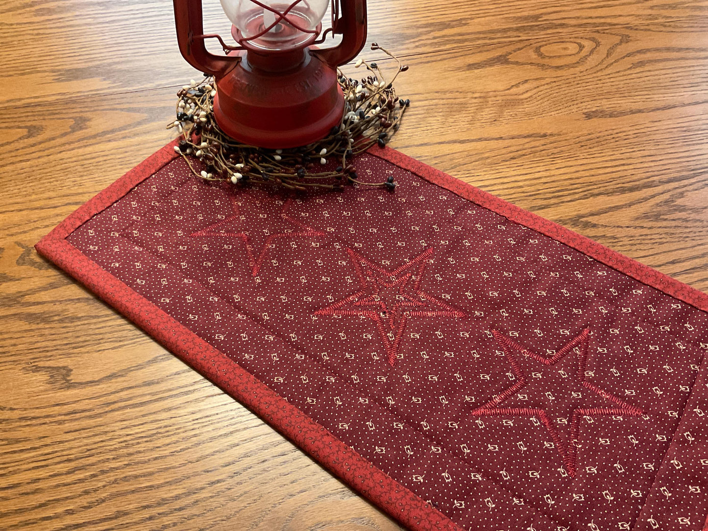 Primitive Farmhouse Americana Table Runner Item #1983