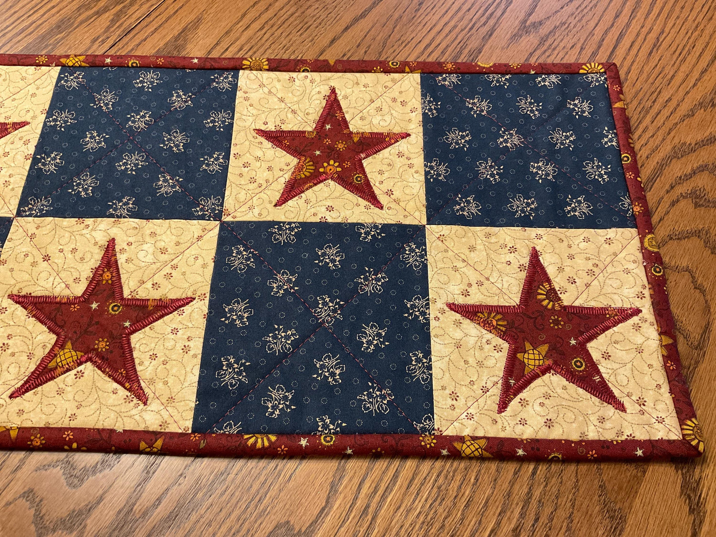 Primitive Farmhouse Americana Star Table Runner Item #1979