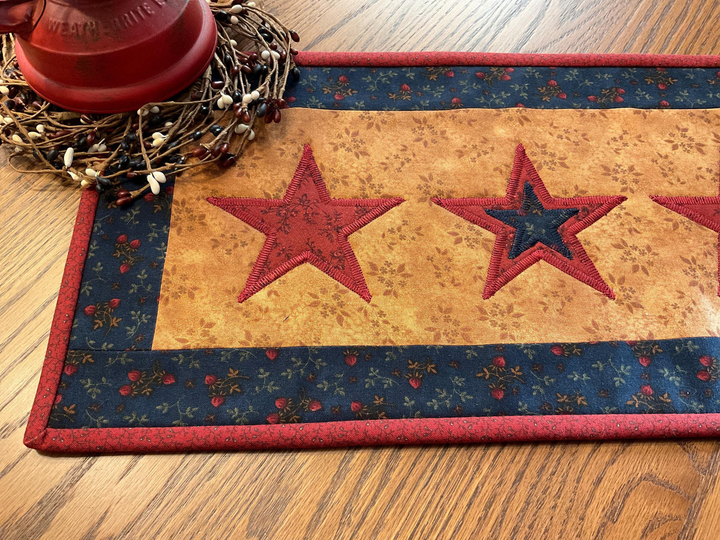Primitive Farmhouse Americana Table Runner Item #1983