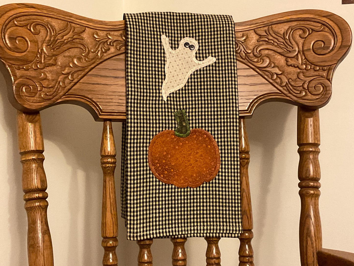 Primitive Farmhouse Autumn Halloween Towel Item #1986