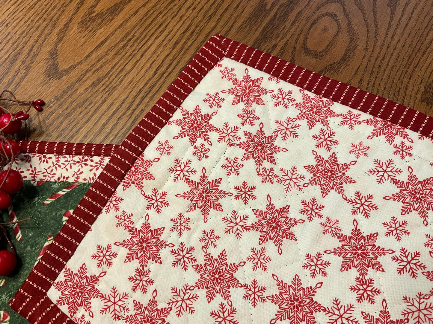 Primitive Farmhouse Christmas Table Runner Item #1999