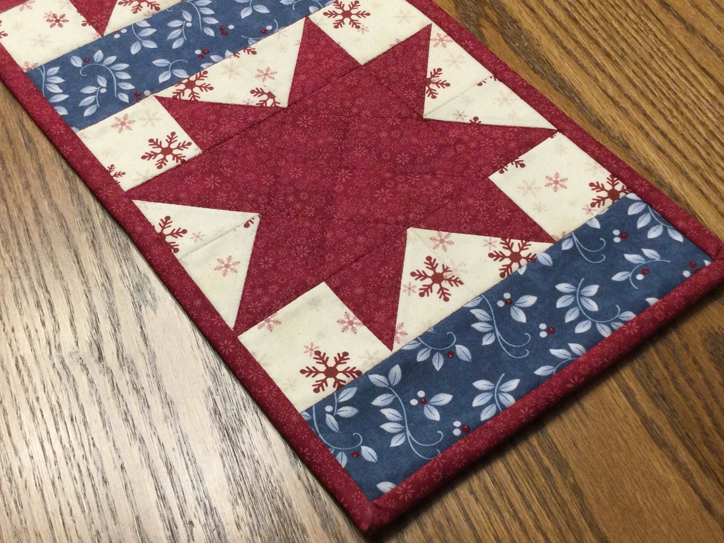 Primitive Farmhouse Christmas Table Runner Item #1524