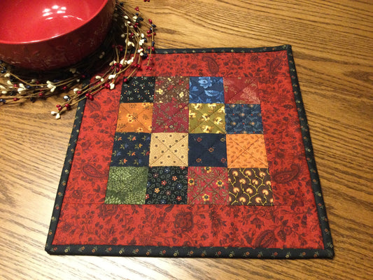 Primitive Farmhouse Scrappy Table Topper Item #1517