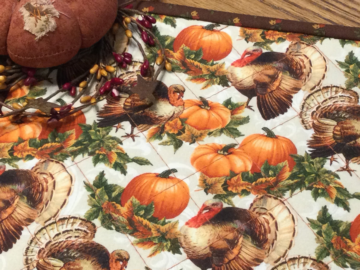 Primitive Farmhouse Thanksgiving Table Topper Item #1775