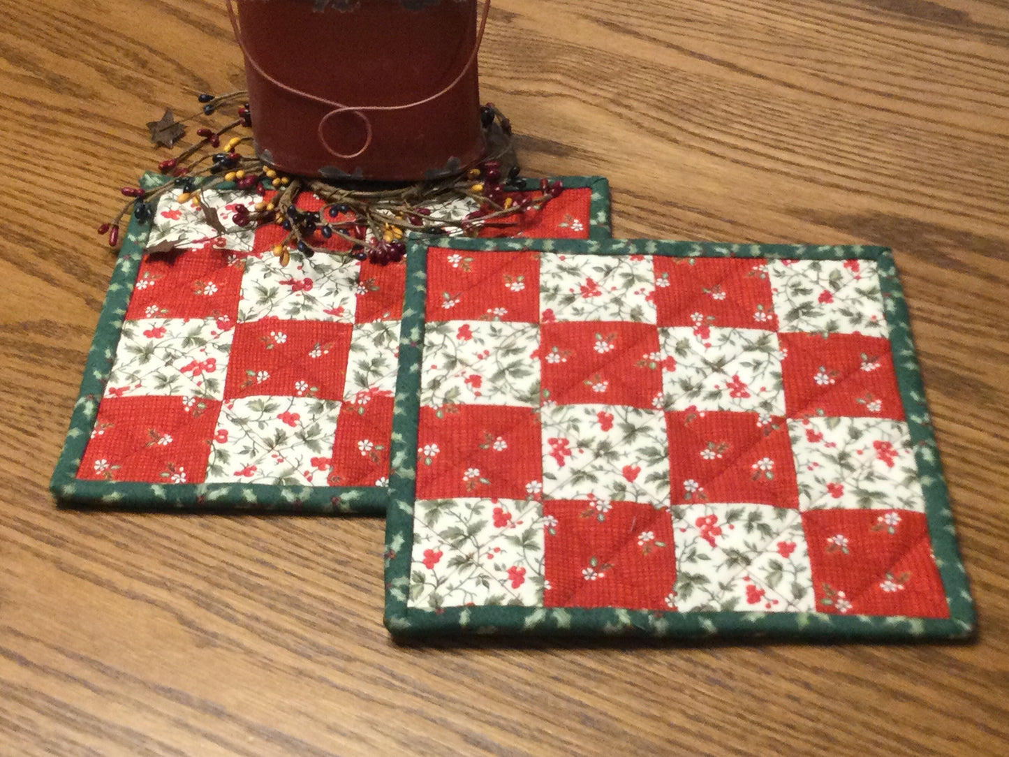 Primitive Farmhouse Christmas Potholders Item #1805