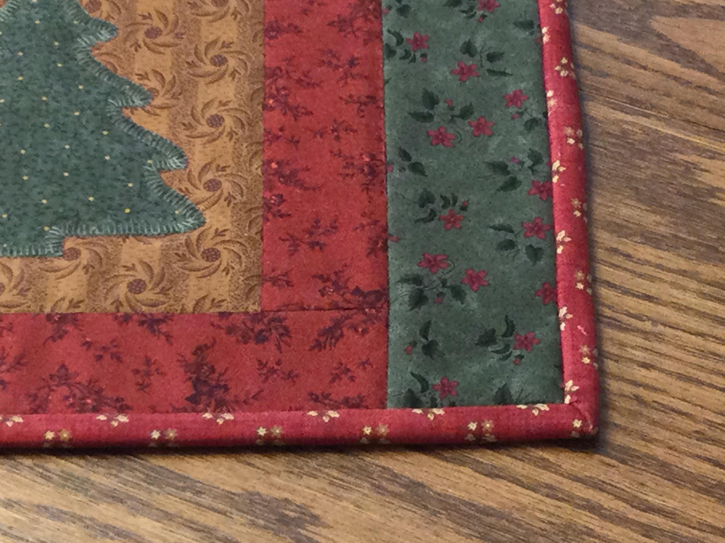 Primitive Farmhouse Christmas Table Runner Item #1532