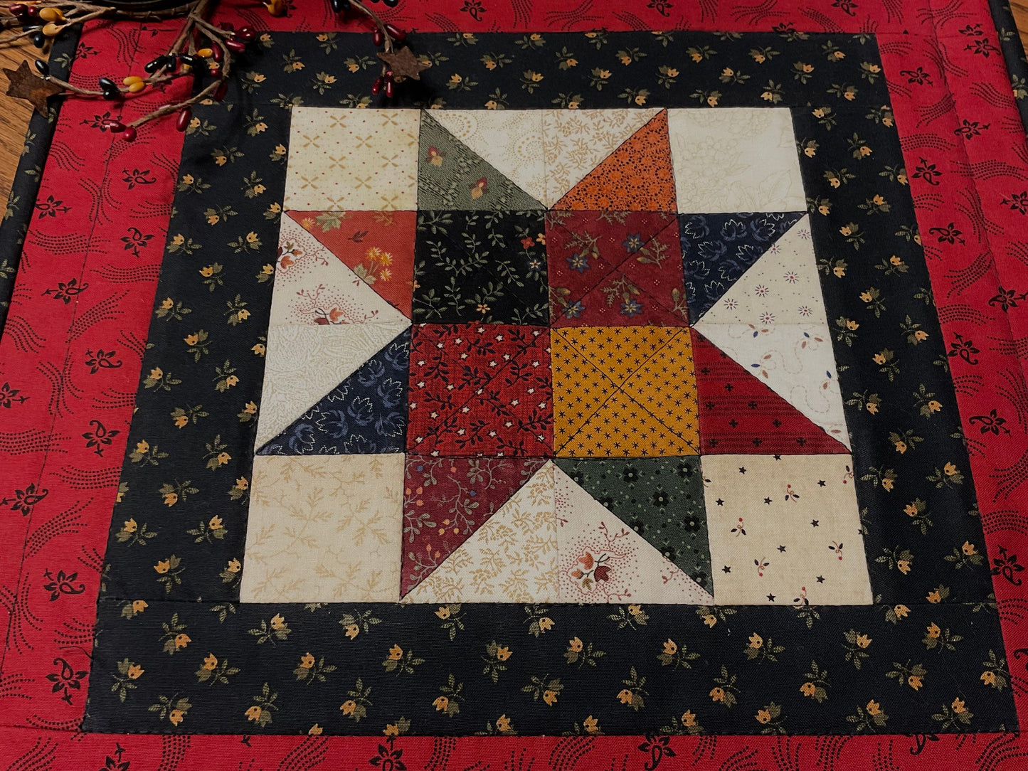 Primitive Farmhouse Scrappy Star Table Topper Item #1603