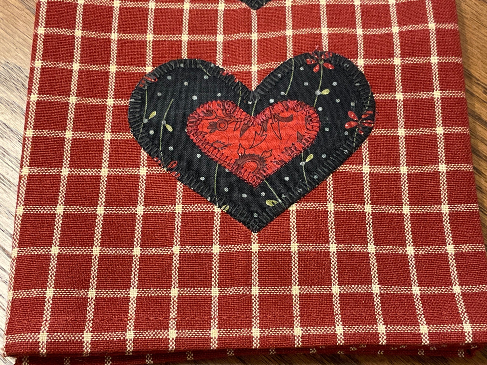 Primitive Farmhouse Valentine Towel Item #1605