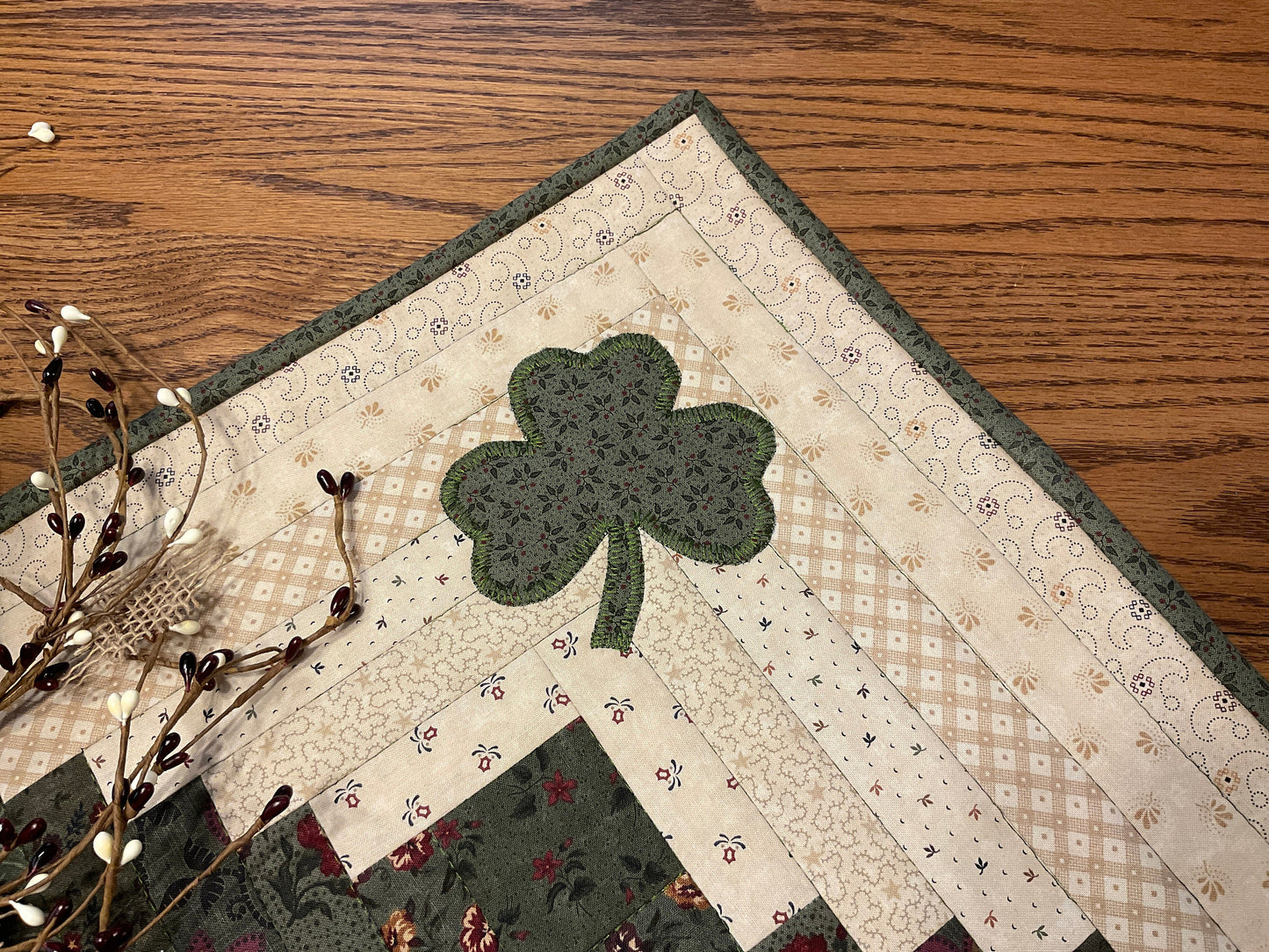 Primitive Farmhouse Log Cabin St.Patrick’s Table Topper Item #1631