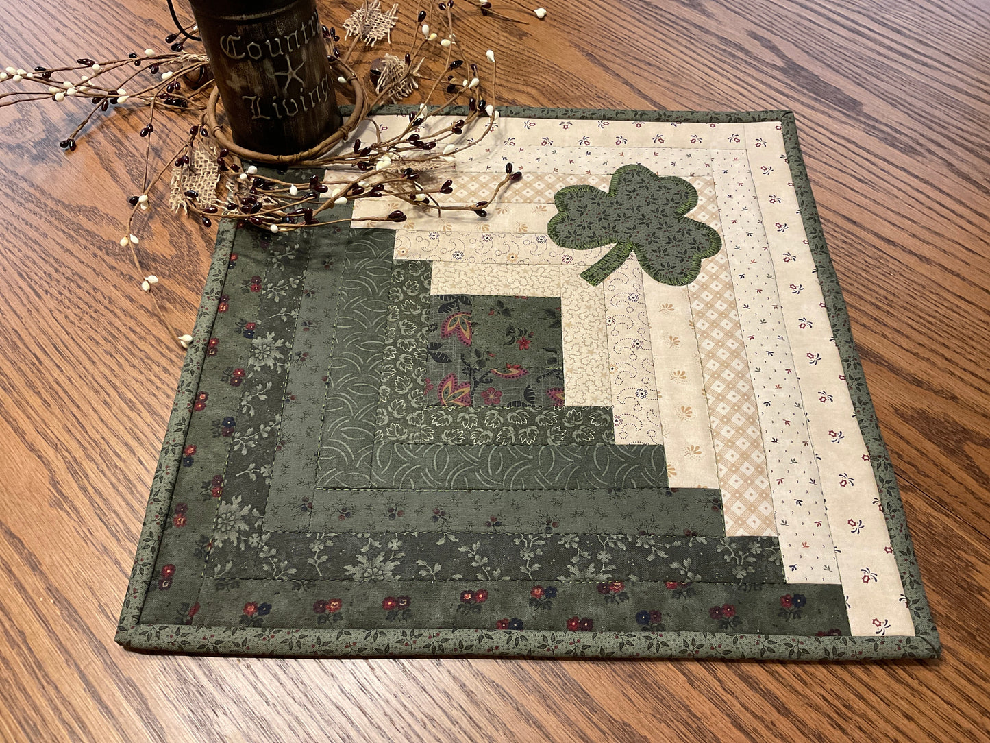 Primitive Farmhouse Log Cabin St.Patrick’s Table Topper Item #1632