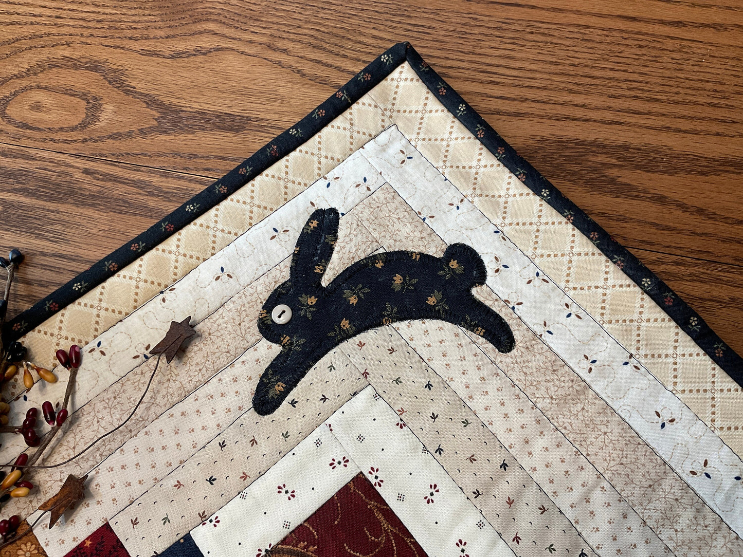 Primitive Farmhouse Log Cabin Easter Bunny Table Topper Item #1665