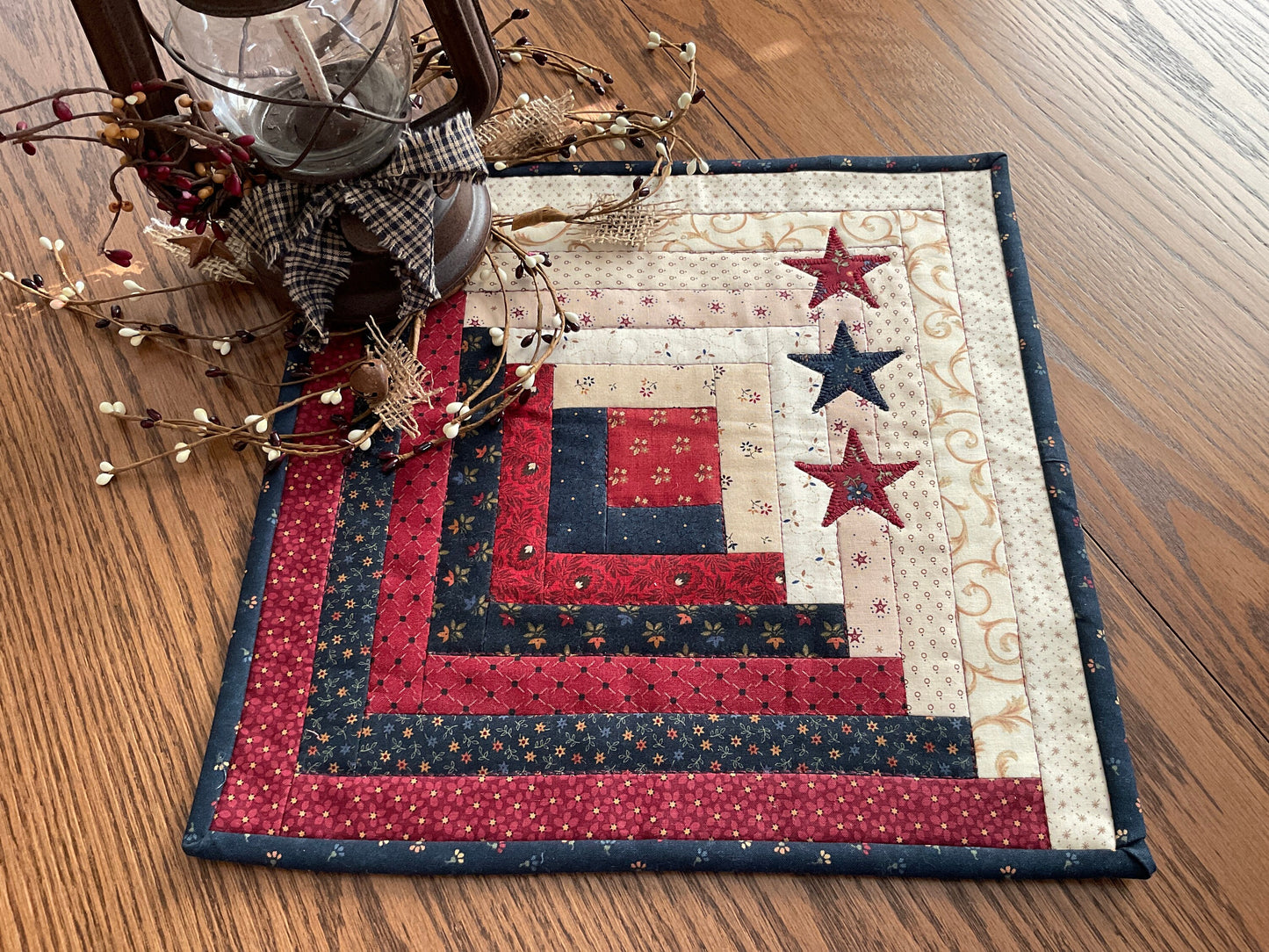 Primitive Farmhouse Patriotic Log Cabin Table Topper Item #1681