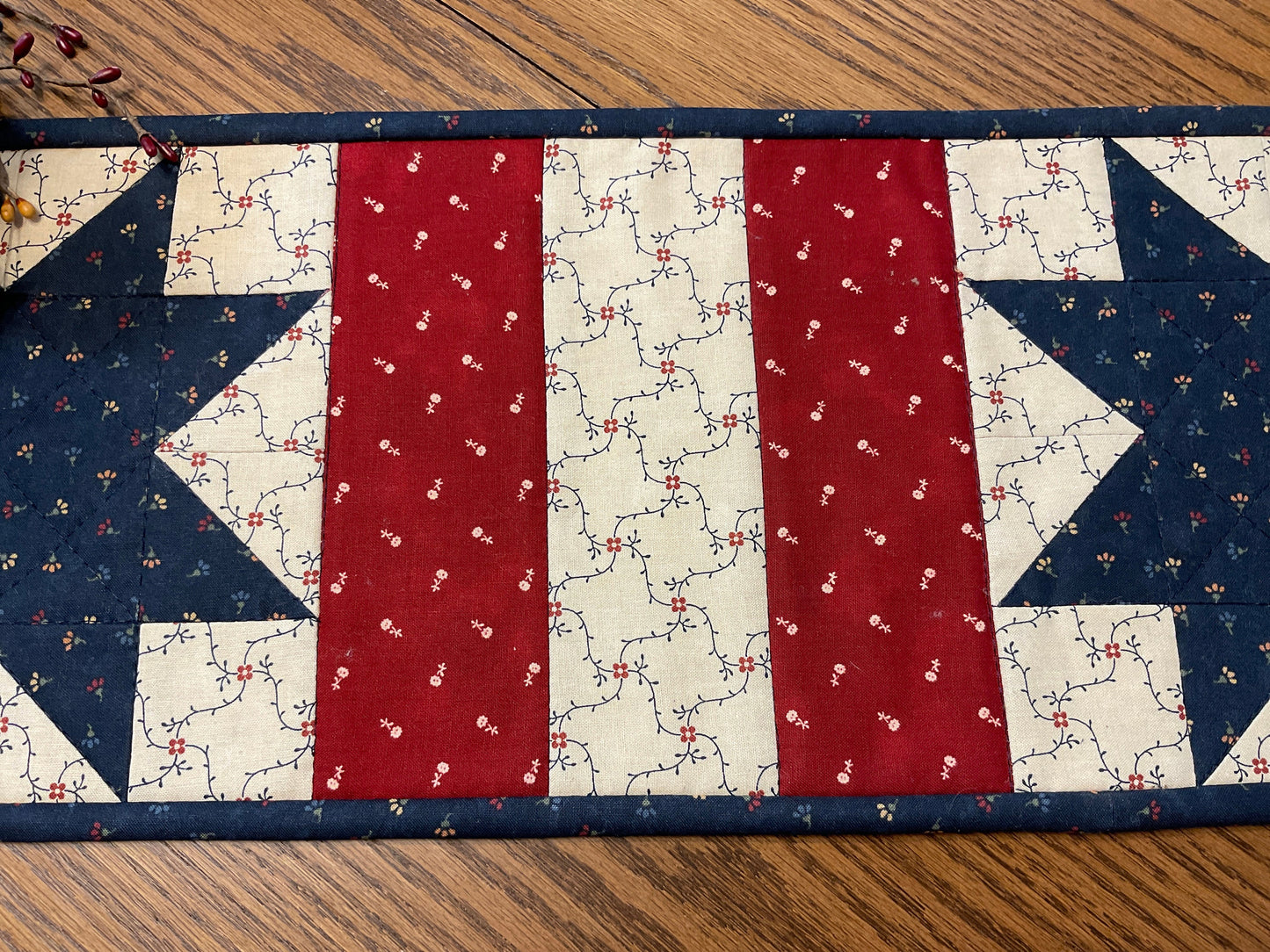 Primitive Farmhouse Americana Patriotic Table Runner Item #1737