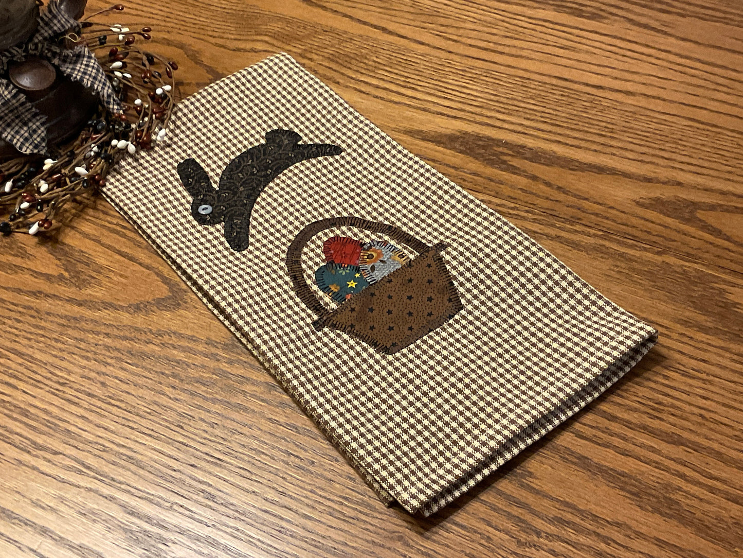 Primitive Farmhouse Easter Bunny Towel Item #1873