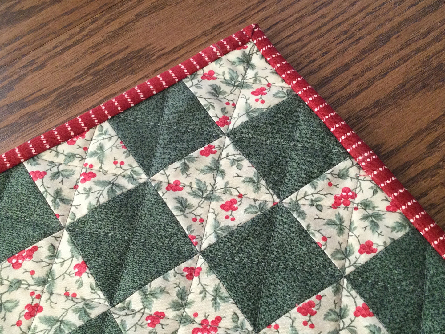 Primitive Farmhouse Christmas Table Runner Item #1945