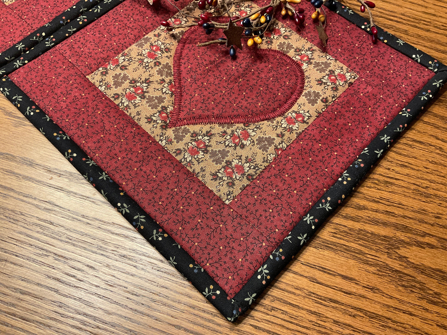 Primitive Farmhouse Valentine Potholders Item #1827