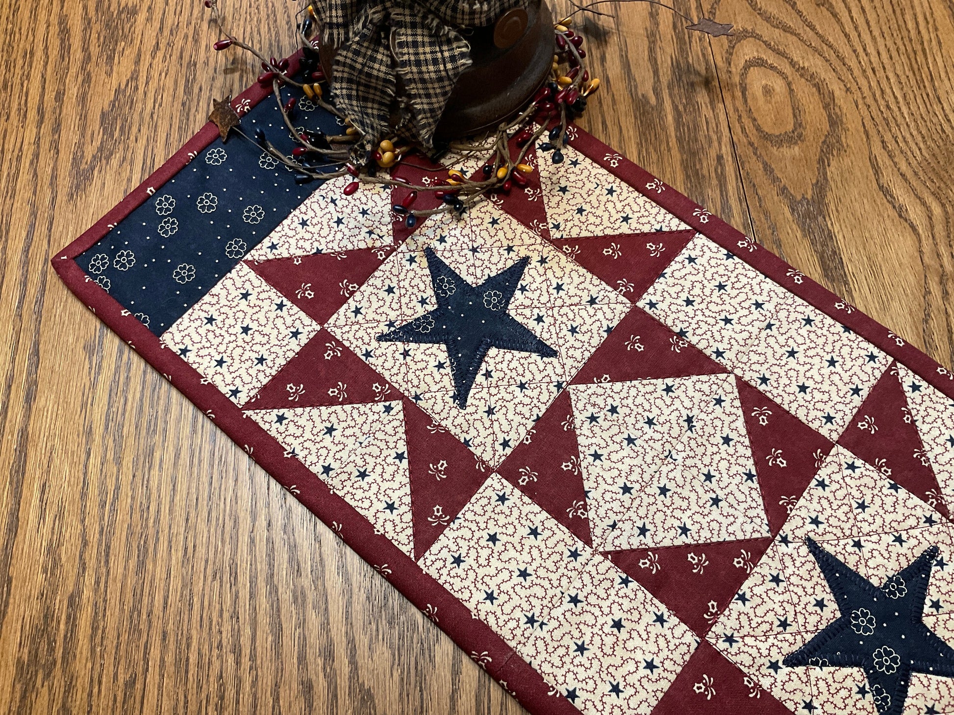 Primitive Farmhouse Americana Patriotic Table Runner Item #1896