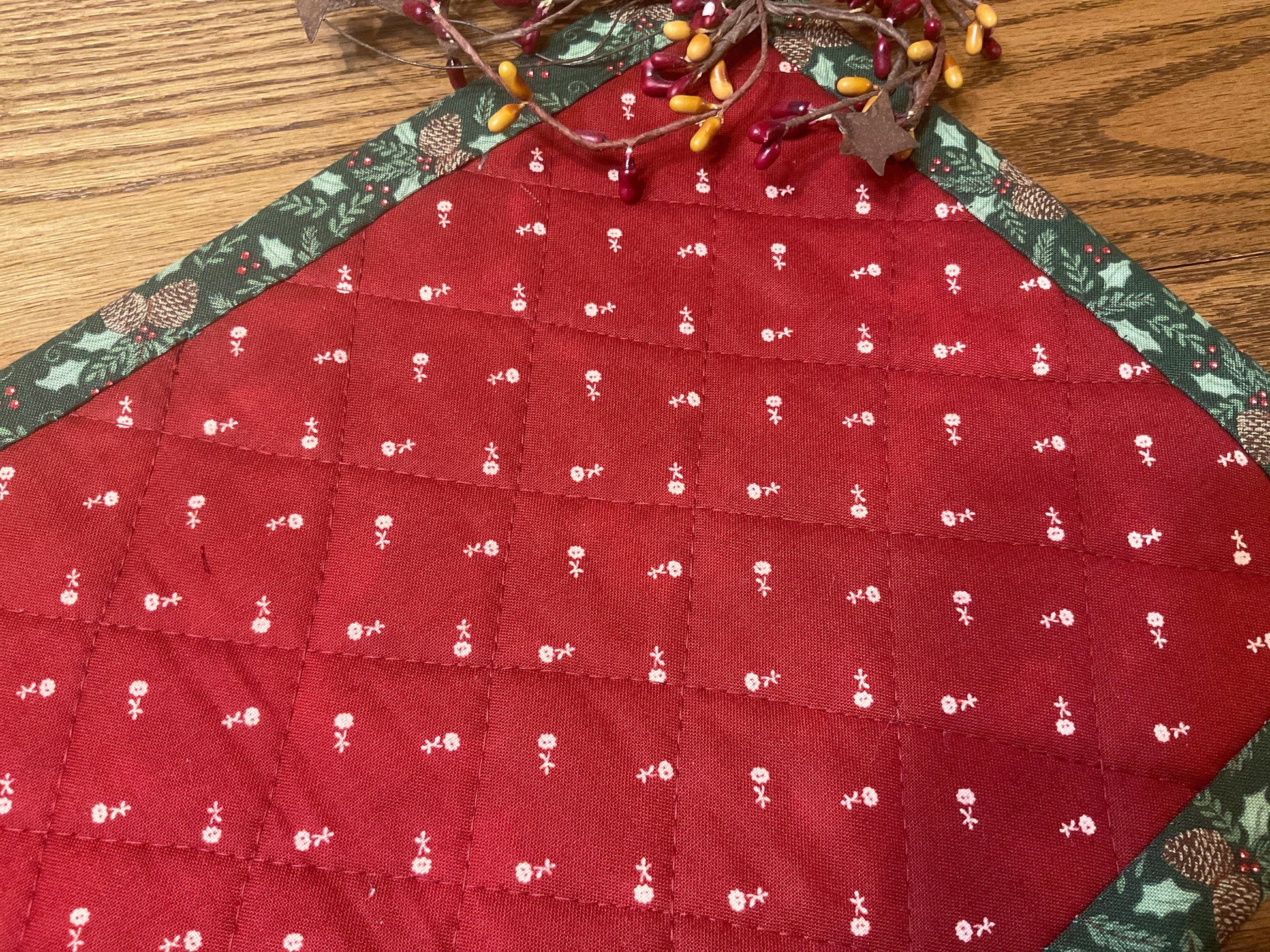 Christmas Primitive Farmhouse Table Runner Item #1934