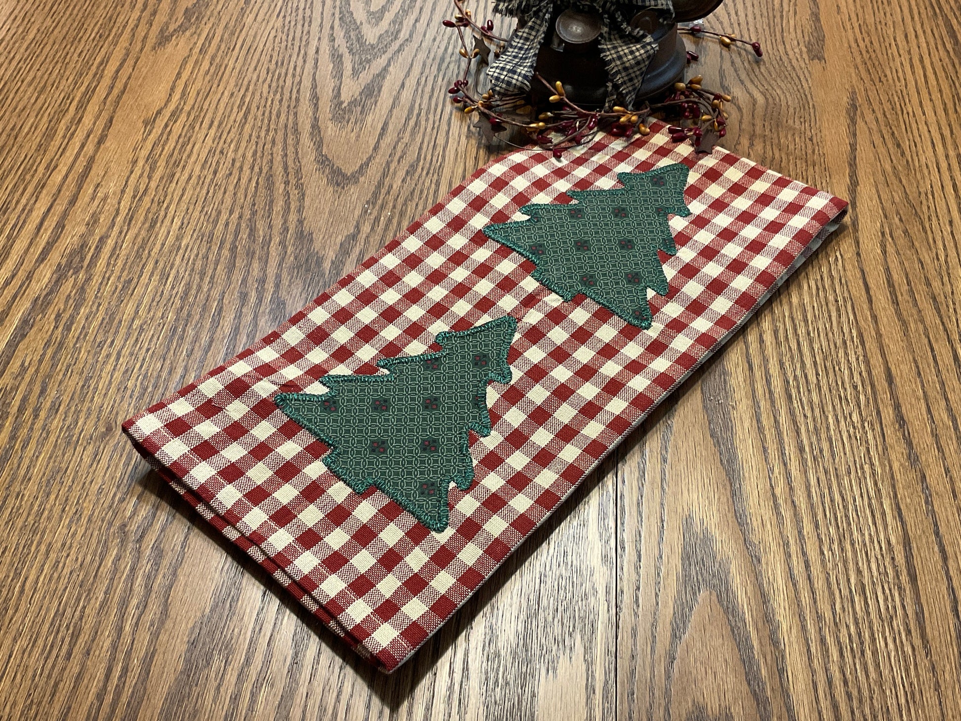 Christmas Primitive Farmhouse Towel Item #1766