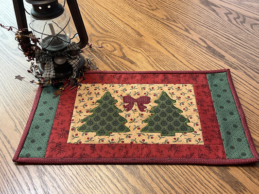 Christmas Primitive Farmhouse Table Runner Item #1785