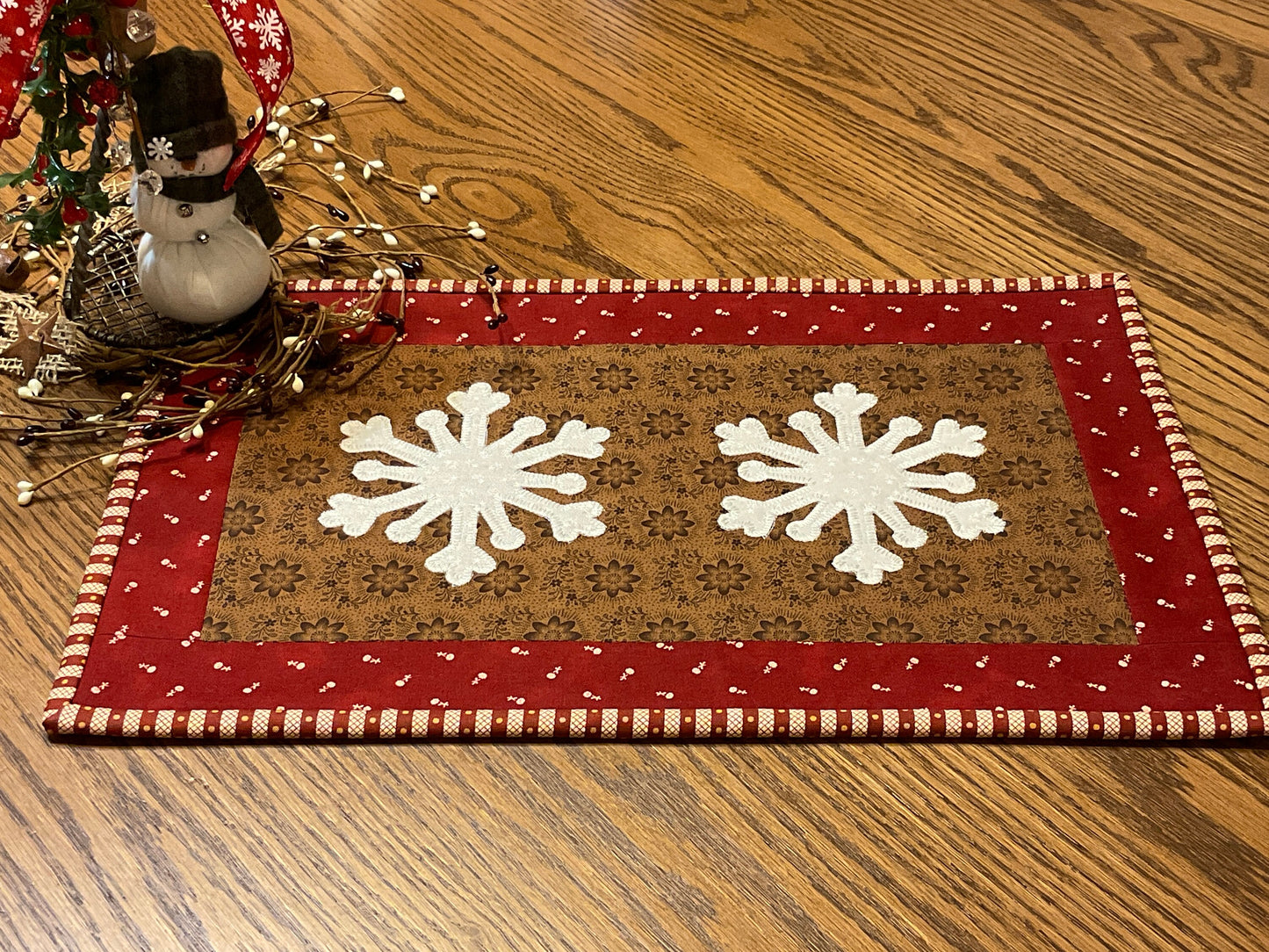 Christmas Snowflake Primitive Farmhouse Table Runner Item #1810