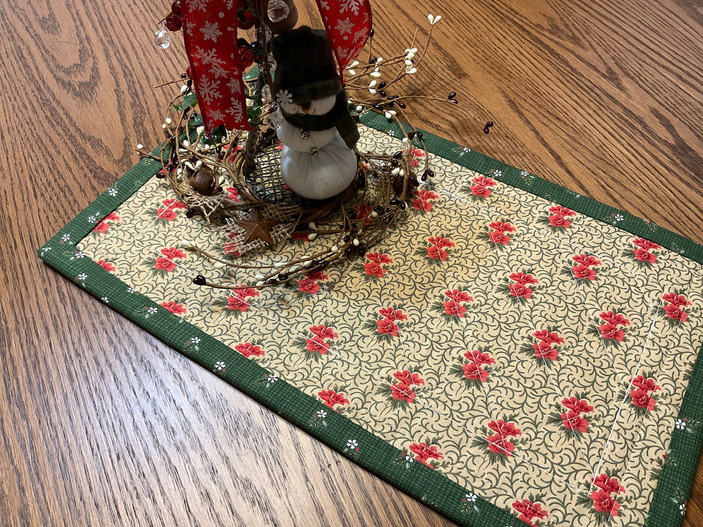 Christmas Primitive Farmhouse Table Runner Item #1802