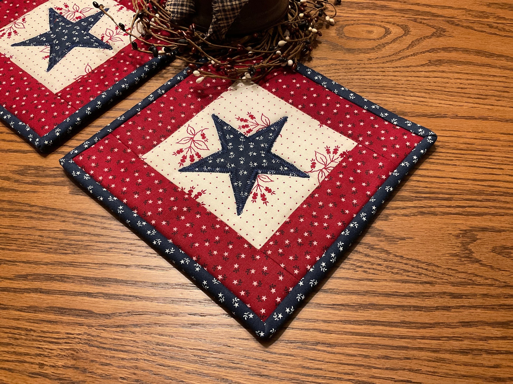 Primitive Farmhouse Americana Potholders Item #1900