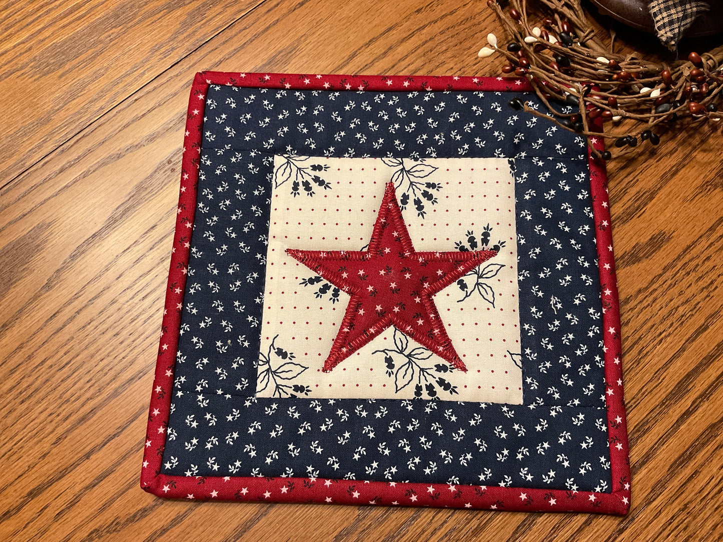 Primitive Farmhouse Americana Star Potholders Item #1903