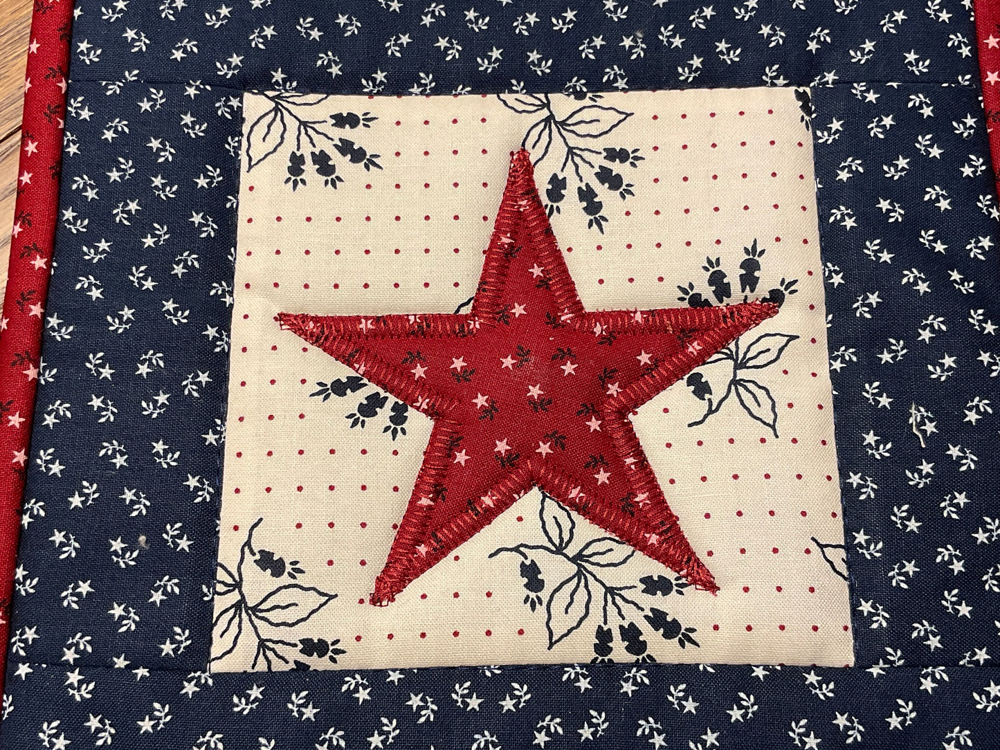 Primitive Farmhouse Americana Star Potholders Item #1903