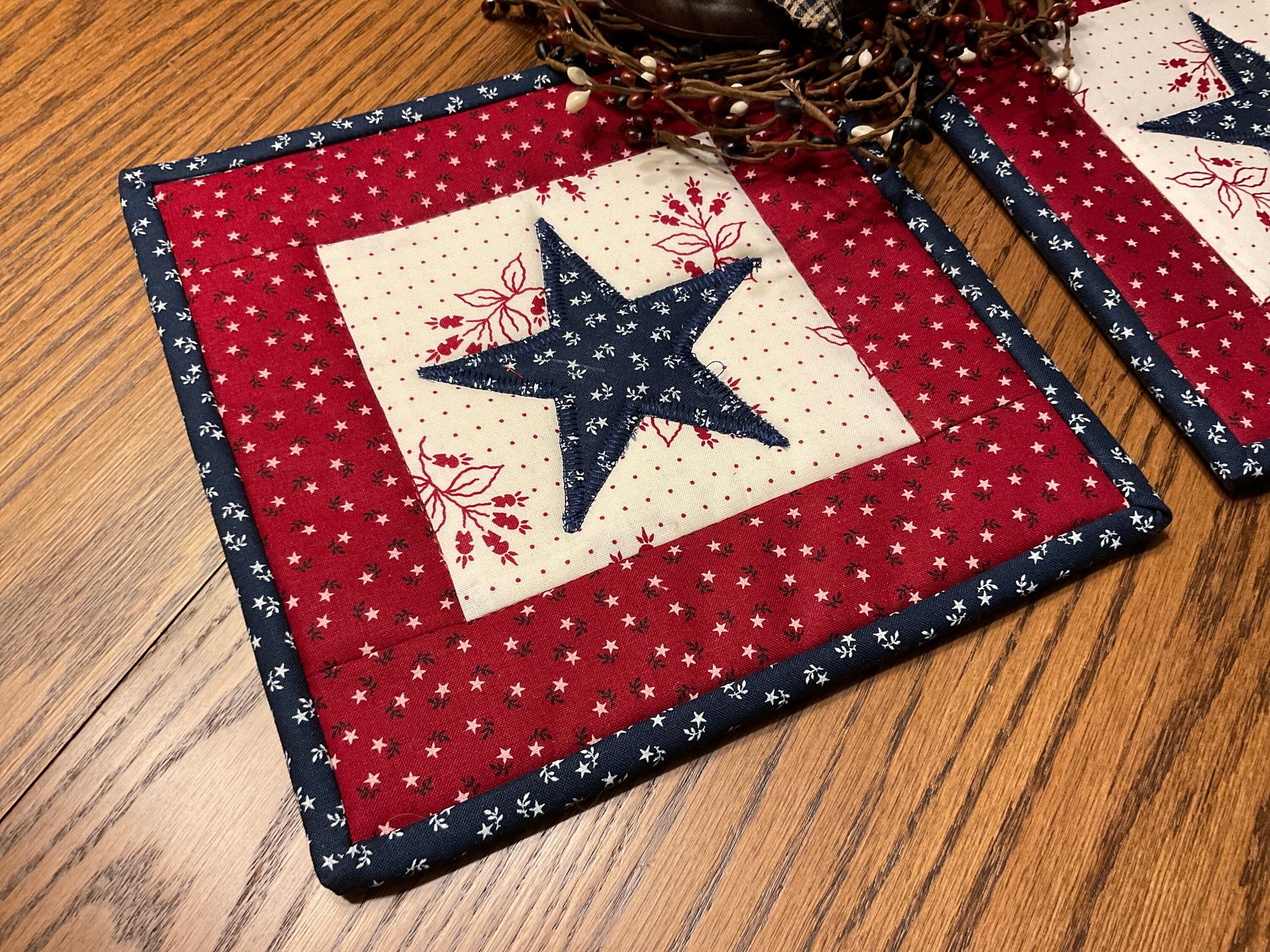 Primitive Farmhouse Americana Potholders Item #1900