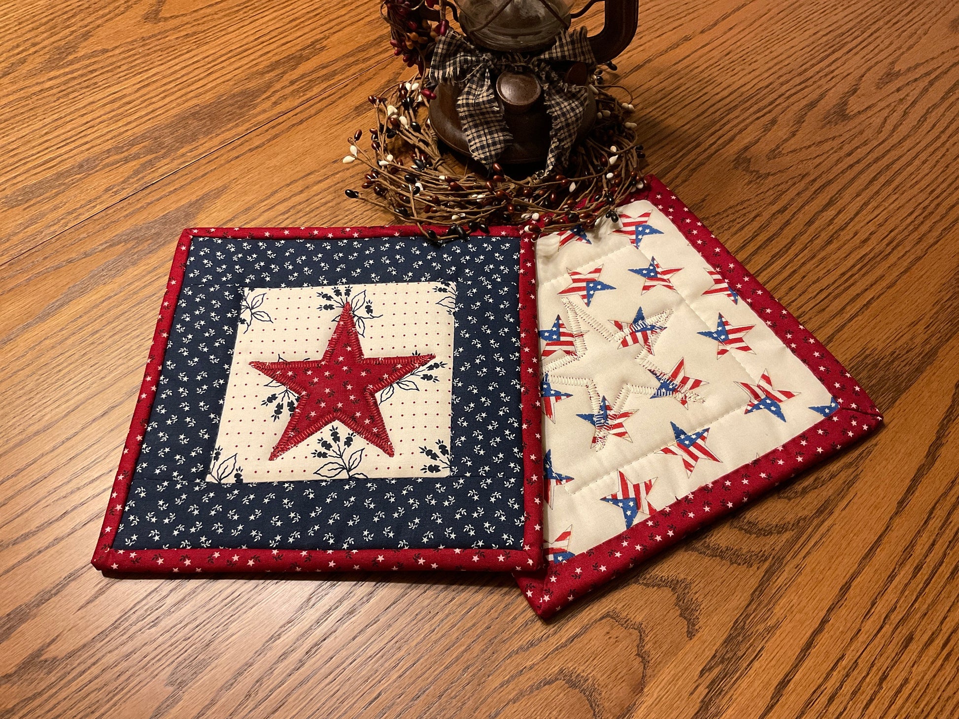 Primitive Farmhouse Americana Potholders Item #1901