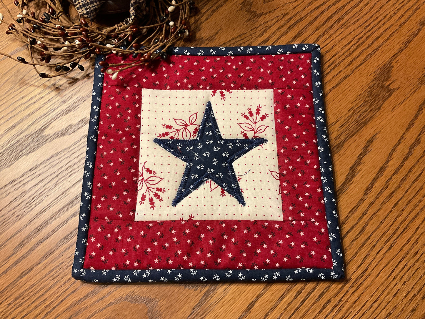 Primitive Farmhouse Americana Star Potholders Item #1902