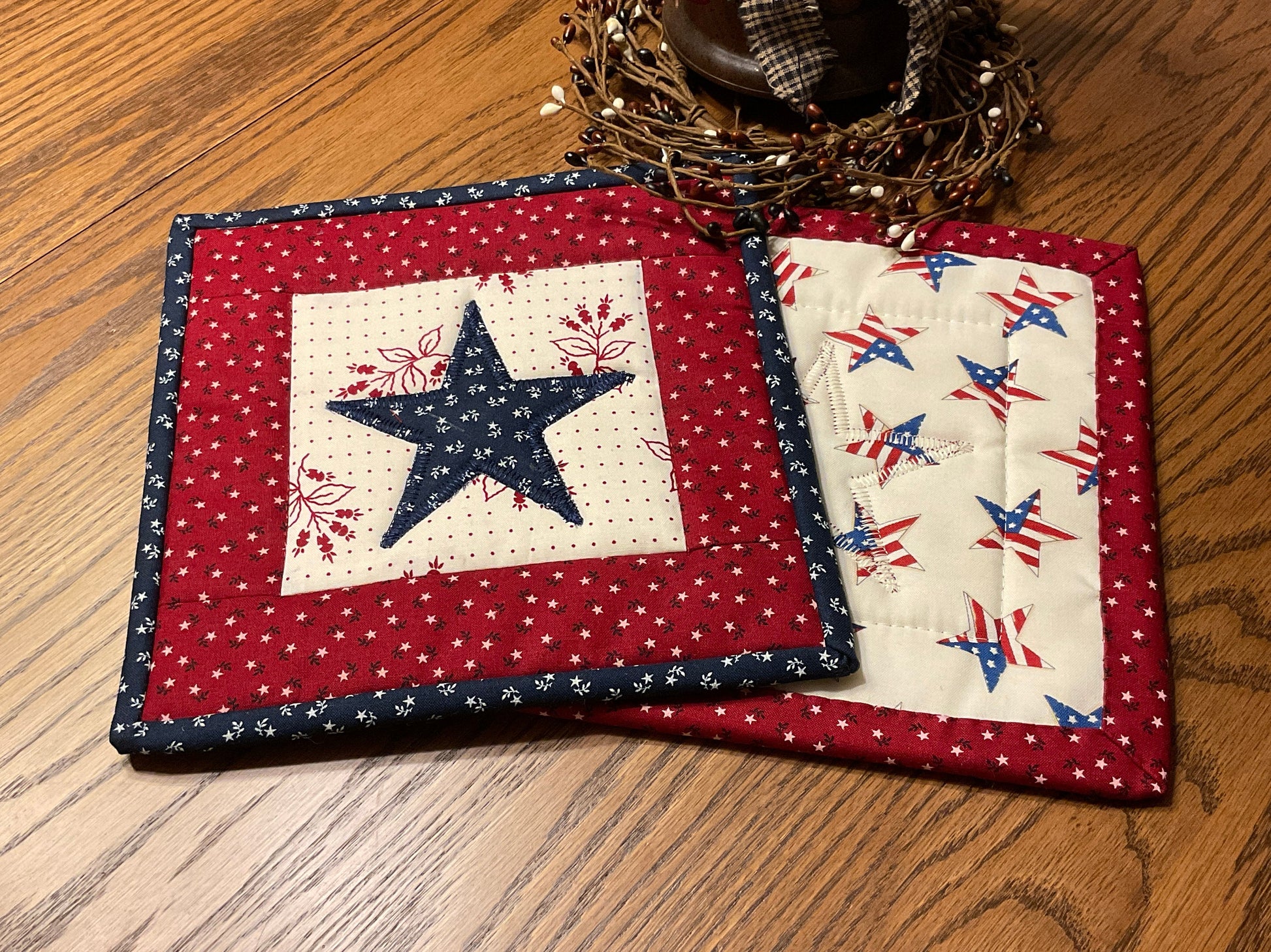 Primitive Farmhouse Americana Star Potholders Item #1902