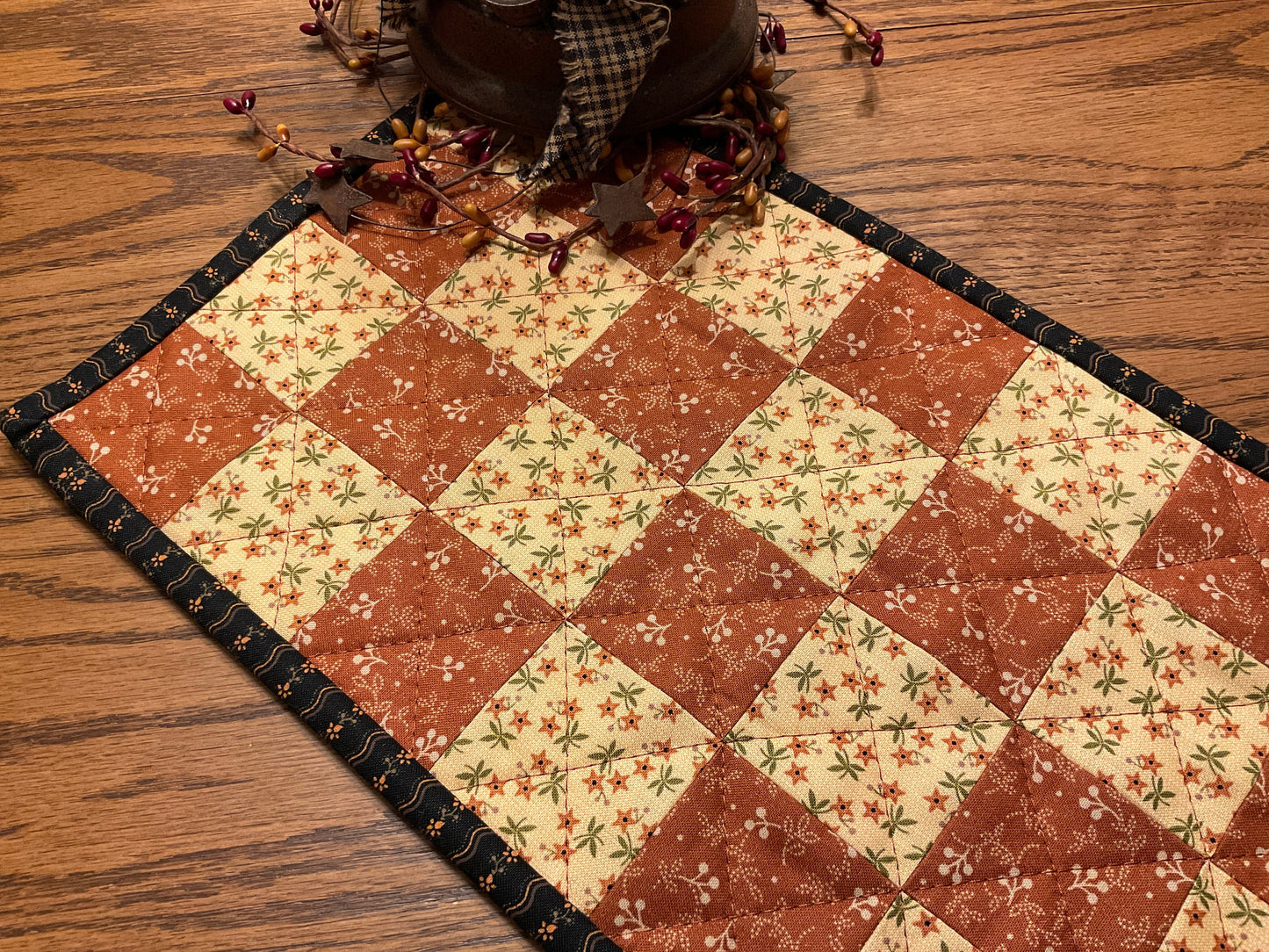 Primitive Farmhouse Autumn Table Runner Item #1929