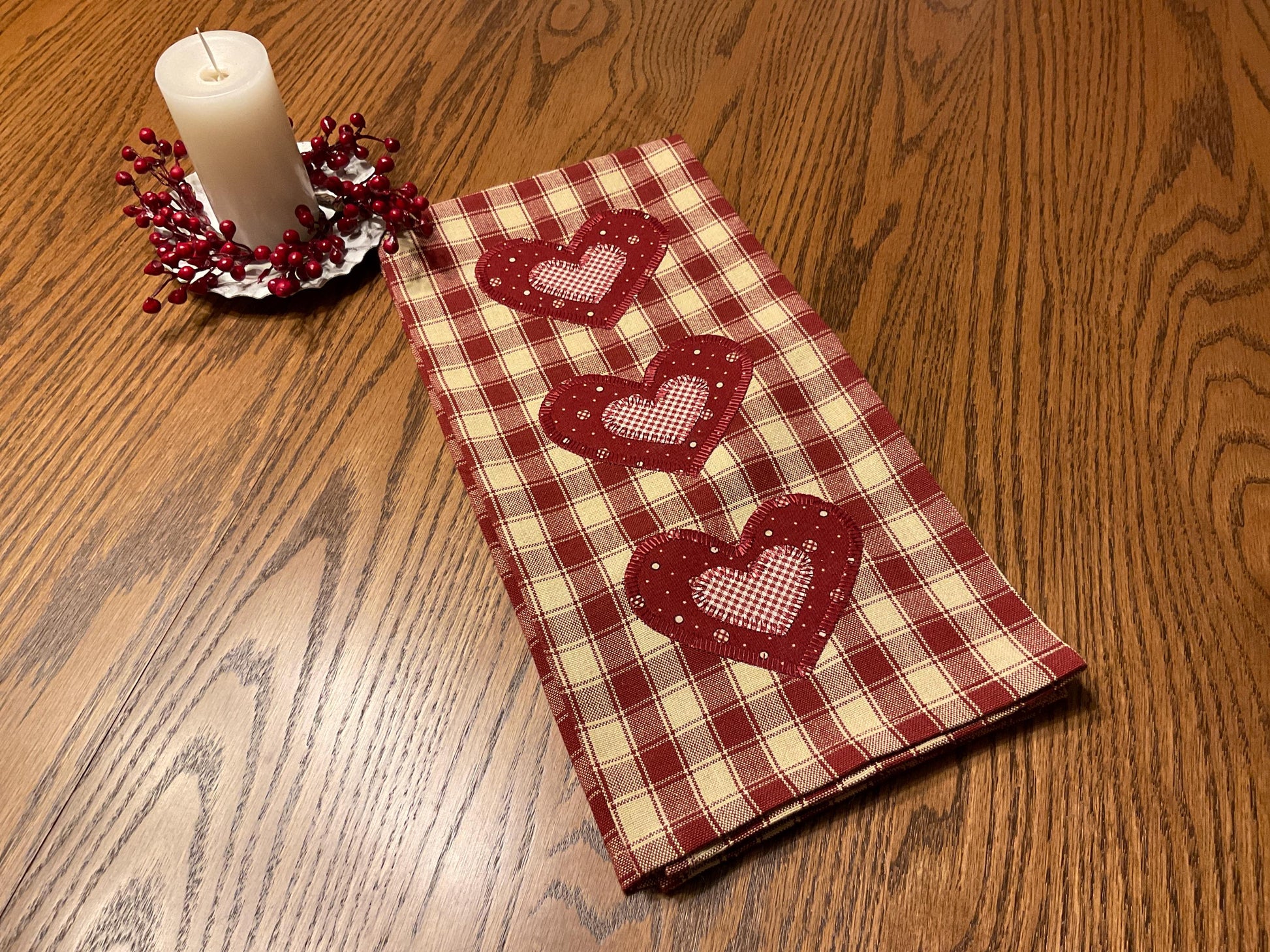 Primitive Farmhouse Valentine Towel Item #1954