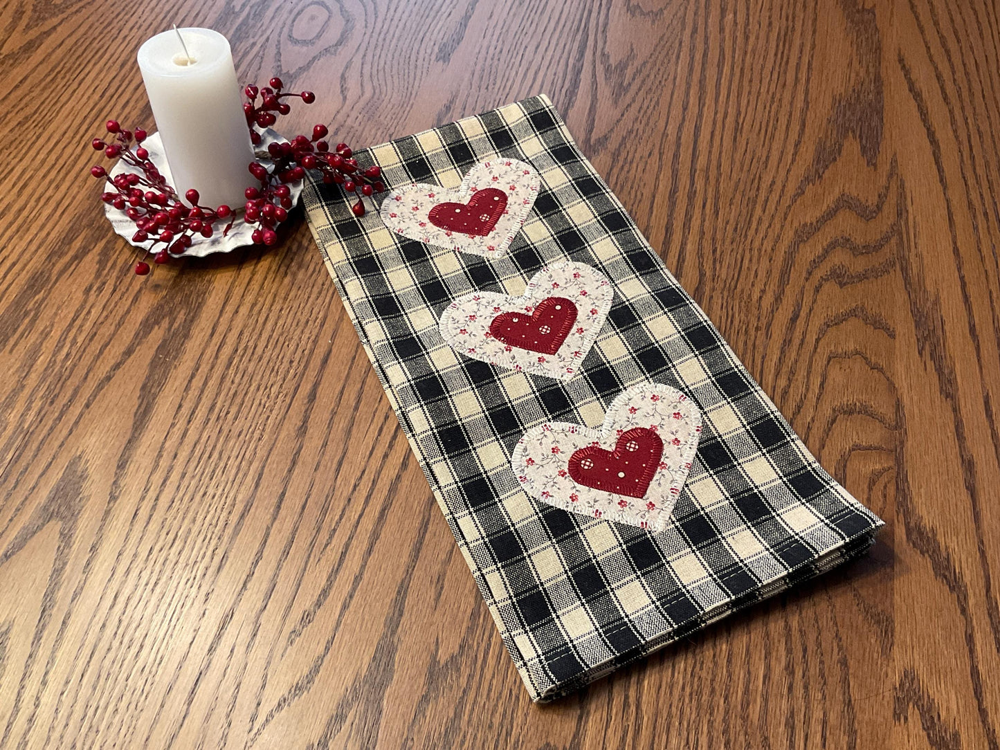 Primitive Farmhouse Valentine Towel Item #1961