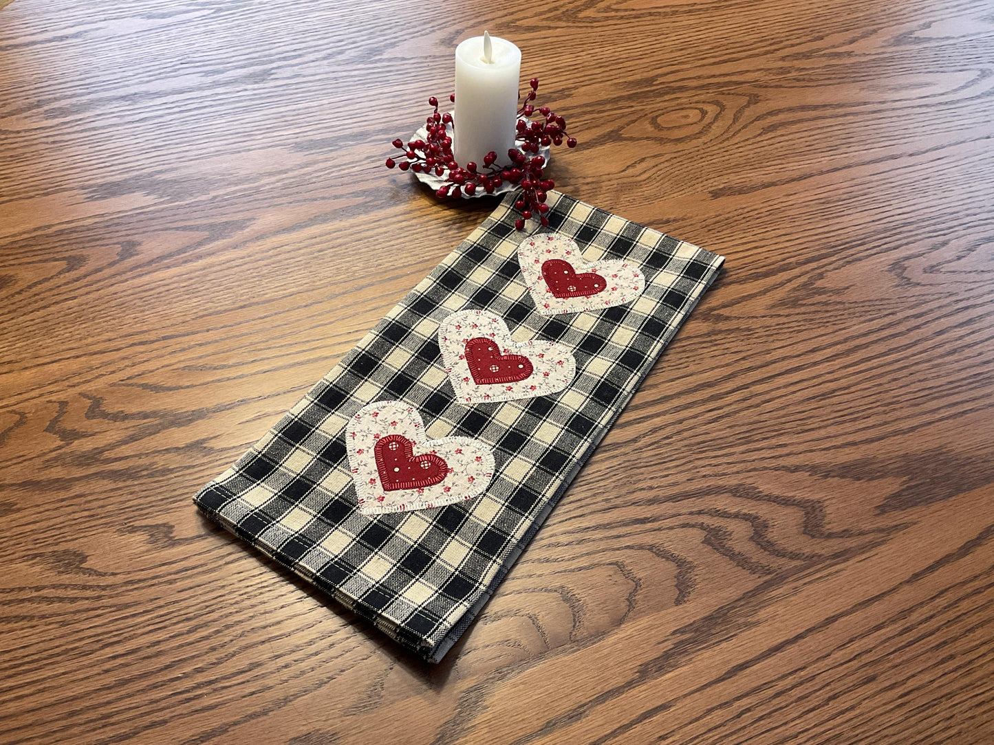 Primitive Farmhouse Valentine Towel Item #1961