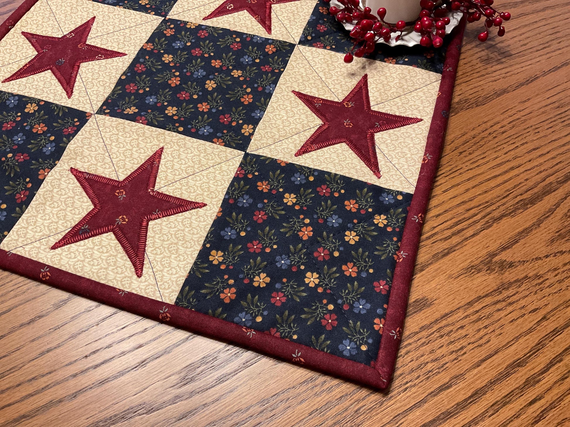 Primitive Farmhouse Americana Star Table Topper Item # 1974