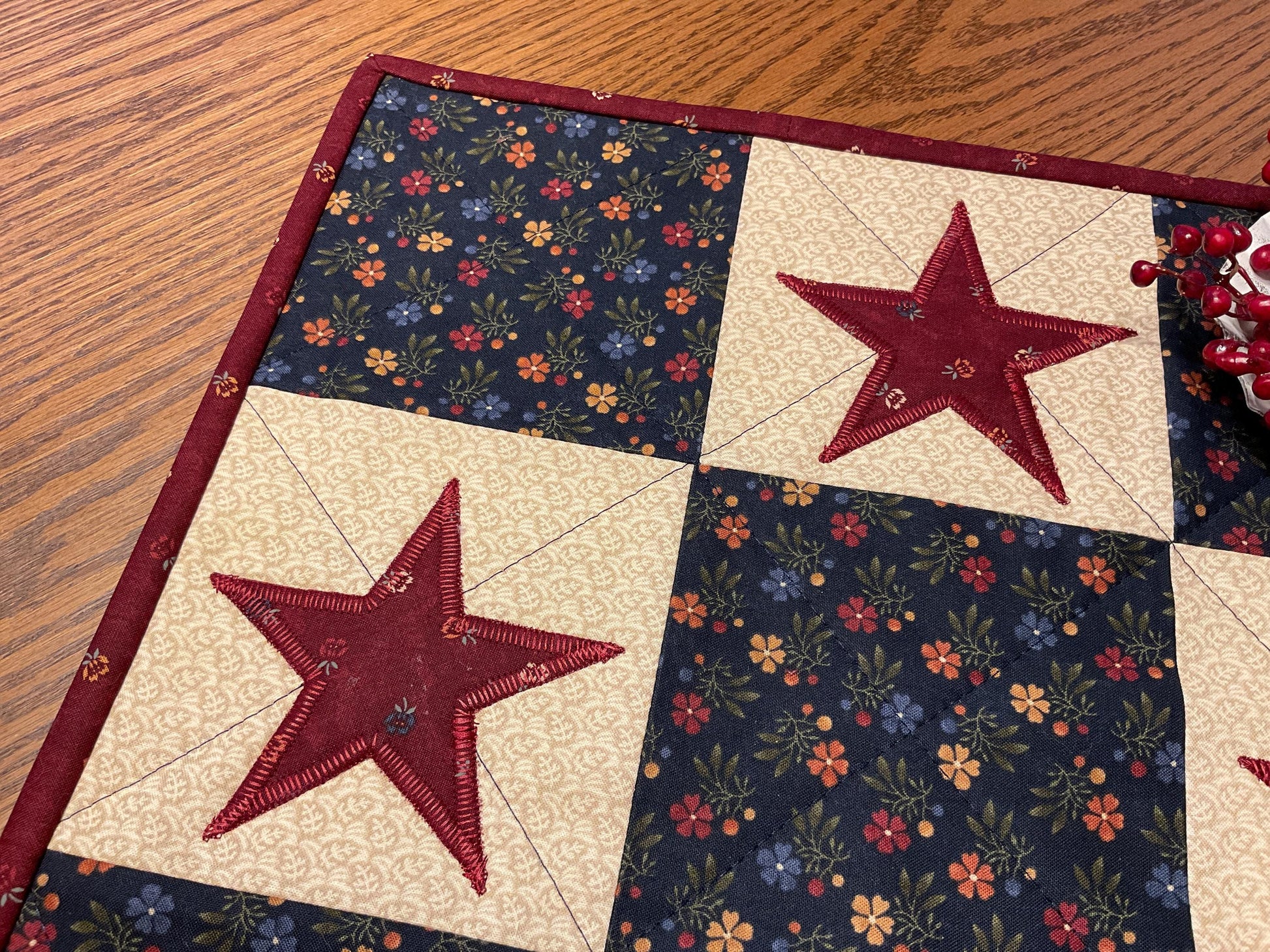 Primitive Farmhouse Americana Star Table Topper Item # 1974