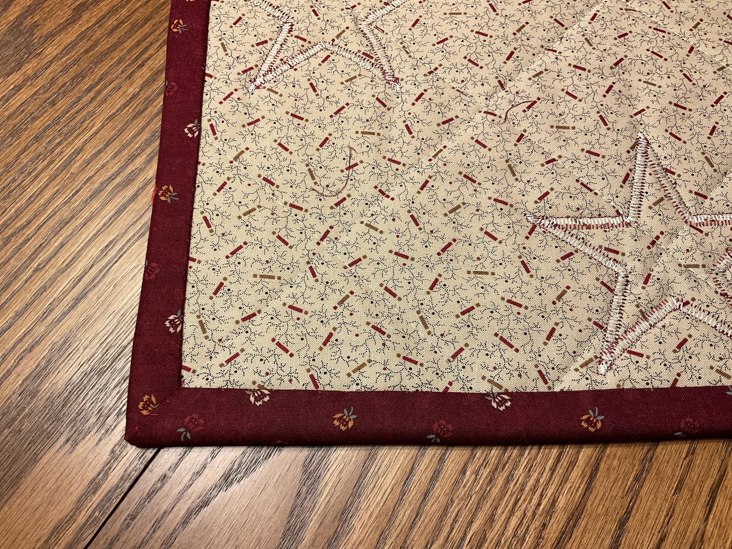 Primitive Farmhouse Americana Star Table Topper Item # 1974