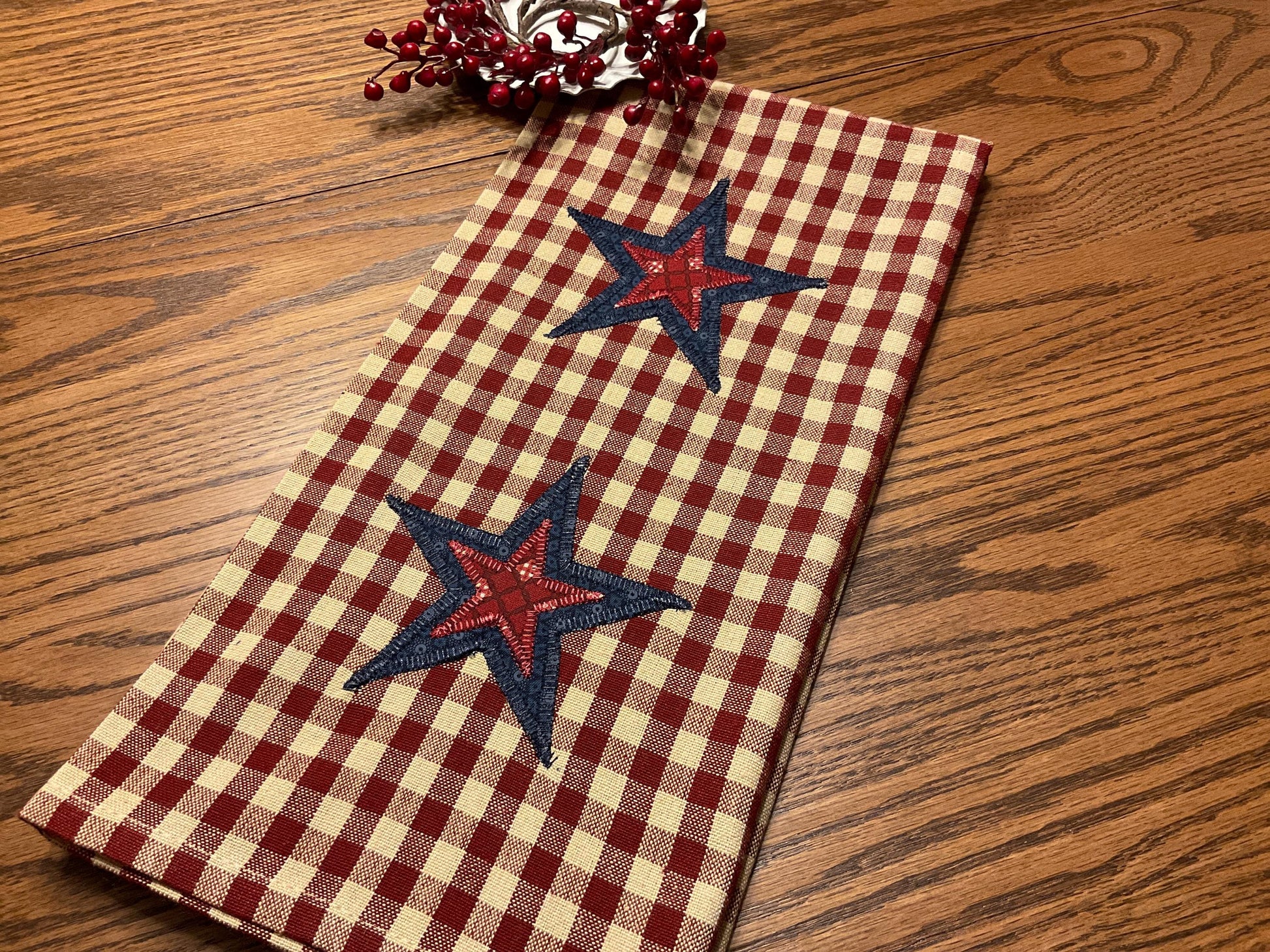 Primitive Farmhouse Autumn Americana Towel Item #1972